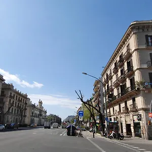 Gasthuis Orleans, Barcelona